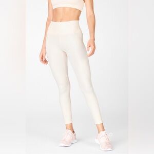 🆕 FABLETICS High-Waisted Iridescent LUXE 7/8 Leggings - Small Pearlescent Ivory